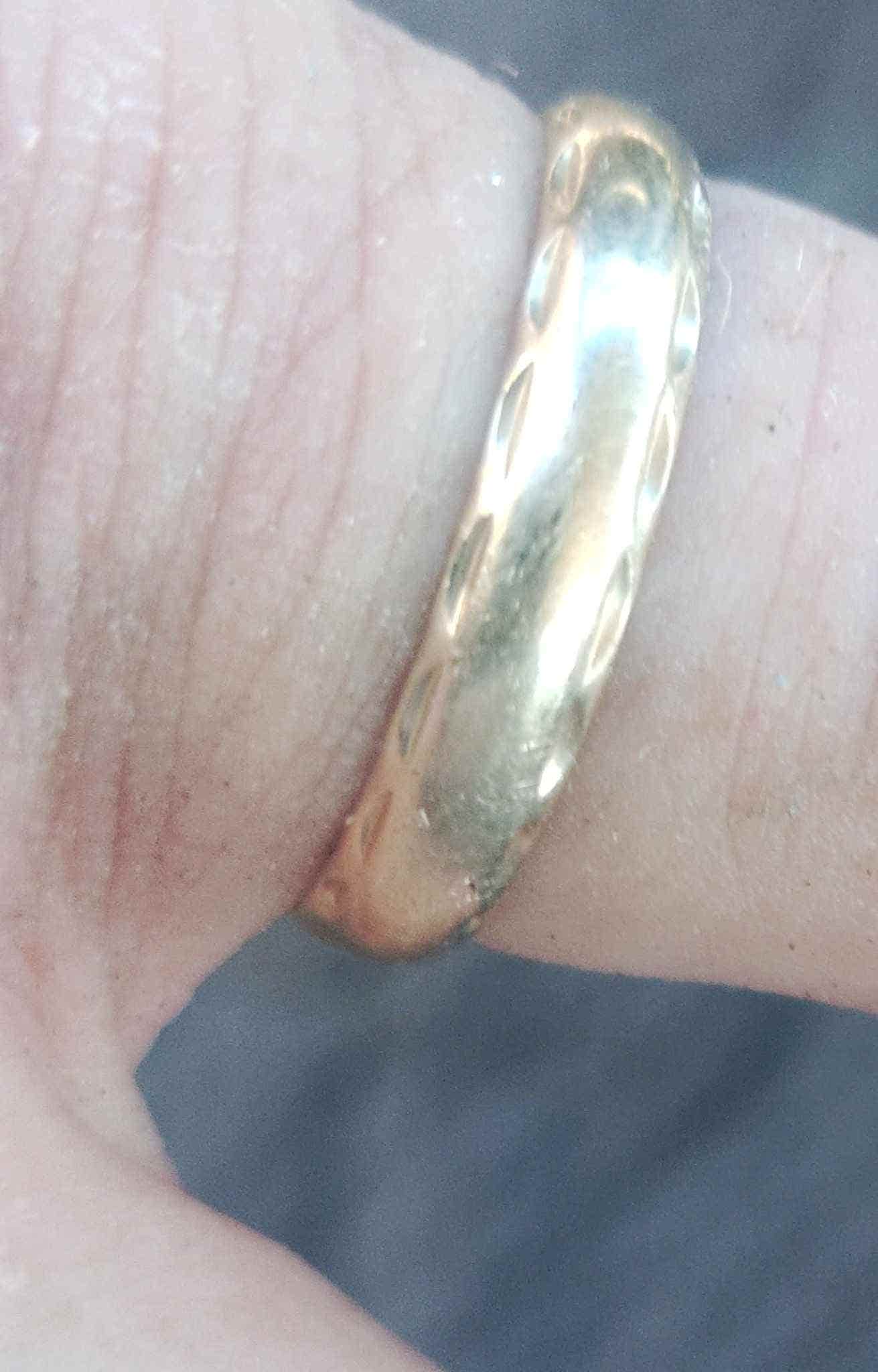 Anillo de bodas recuperado