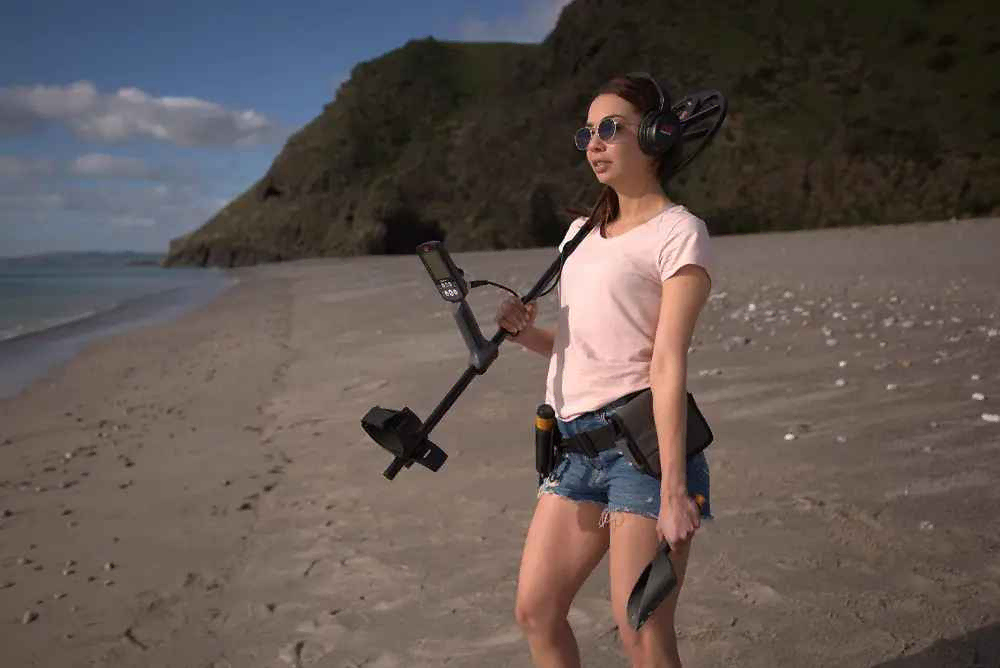 Detectorismo inclusivo: el hobby que empodera a la mujer
